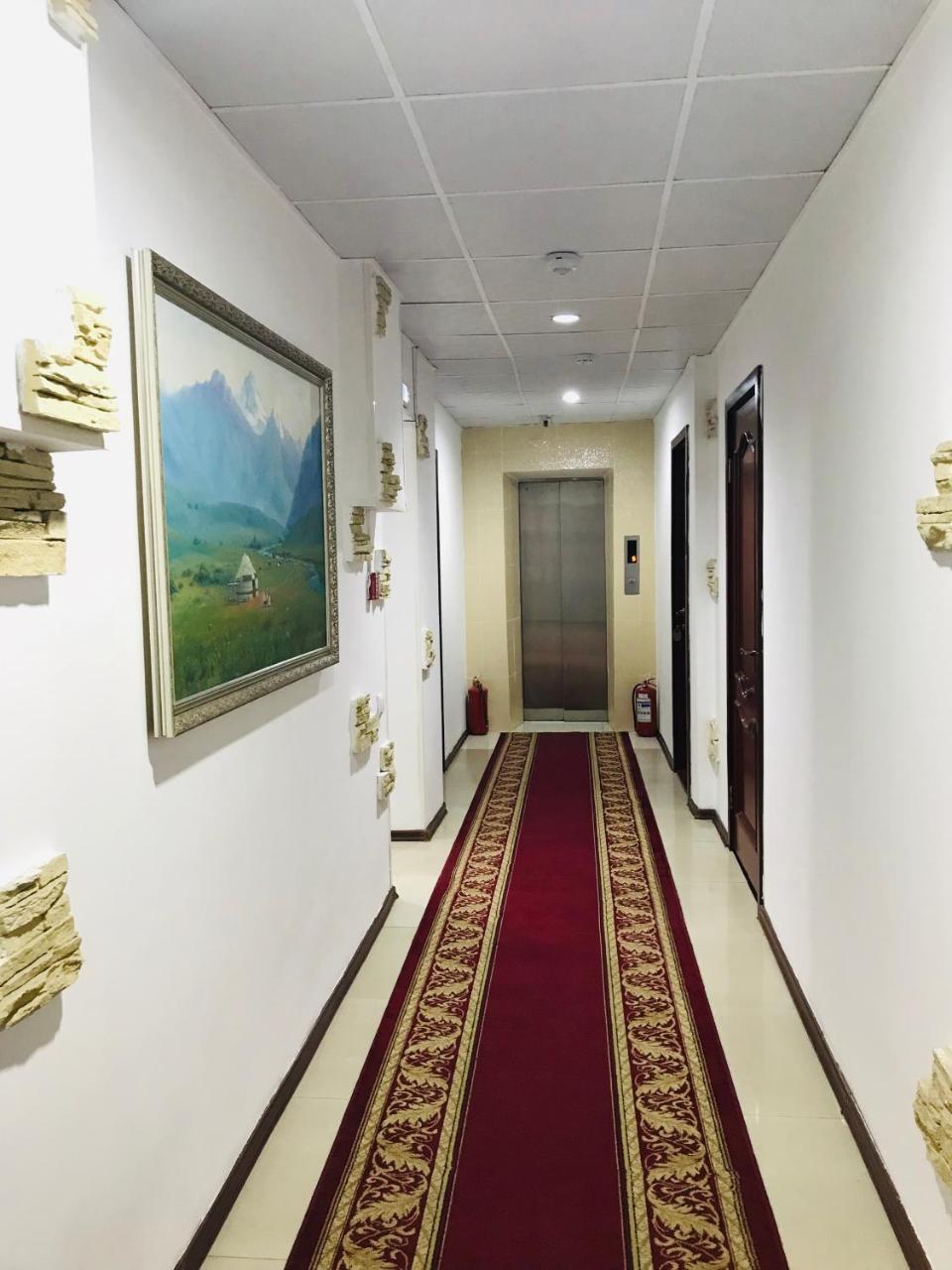 Altyn-Adam Hotel 아스타나 외부 사진